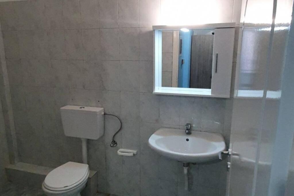 Johanna Apartment 3 ليكسوري المظهر الخارجي الصورة